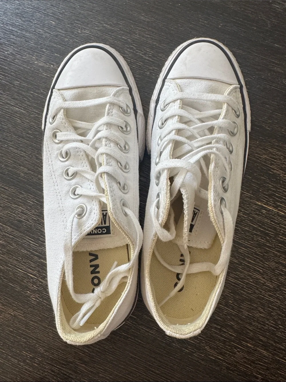 Converse Platform Low-Top Canvas Platform Sneakers - White